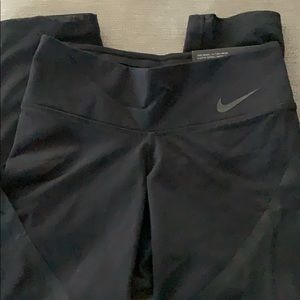 Nike Legendary Crop Tight Black XS